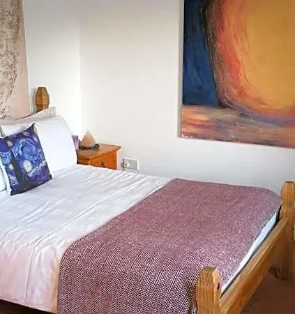Bed and breakfast Solastobann Arthouse 1 En-suite