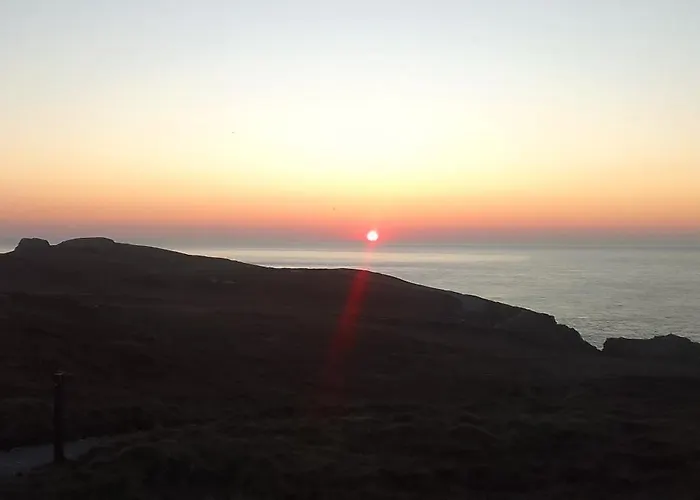 Solastobann Arthouse 1 En-suite Couette-café Malin Head